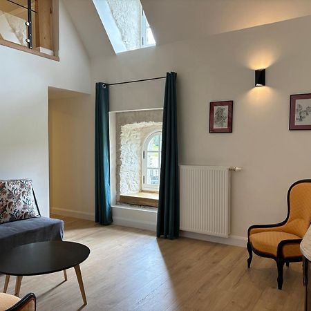 Les Communs De Chiffrevast Bed and Breakfast Tamerville Exteriör bild