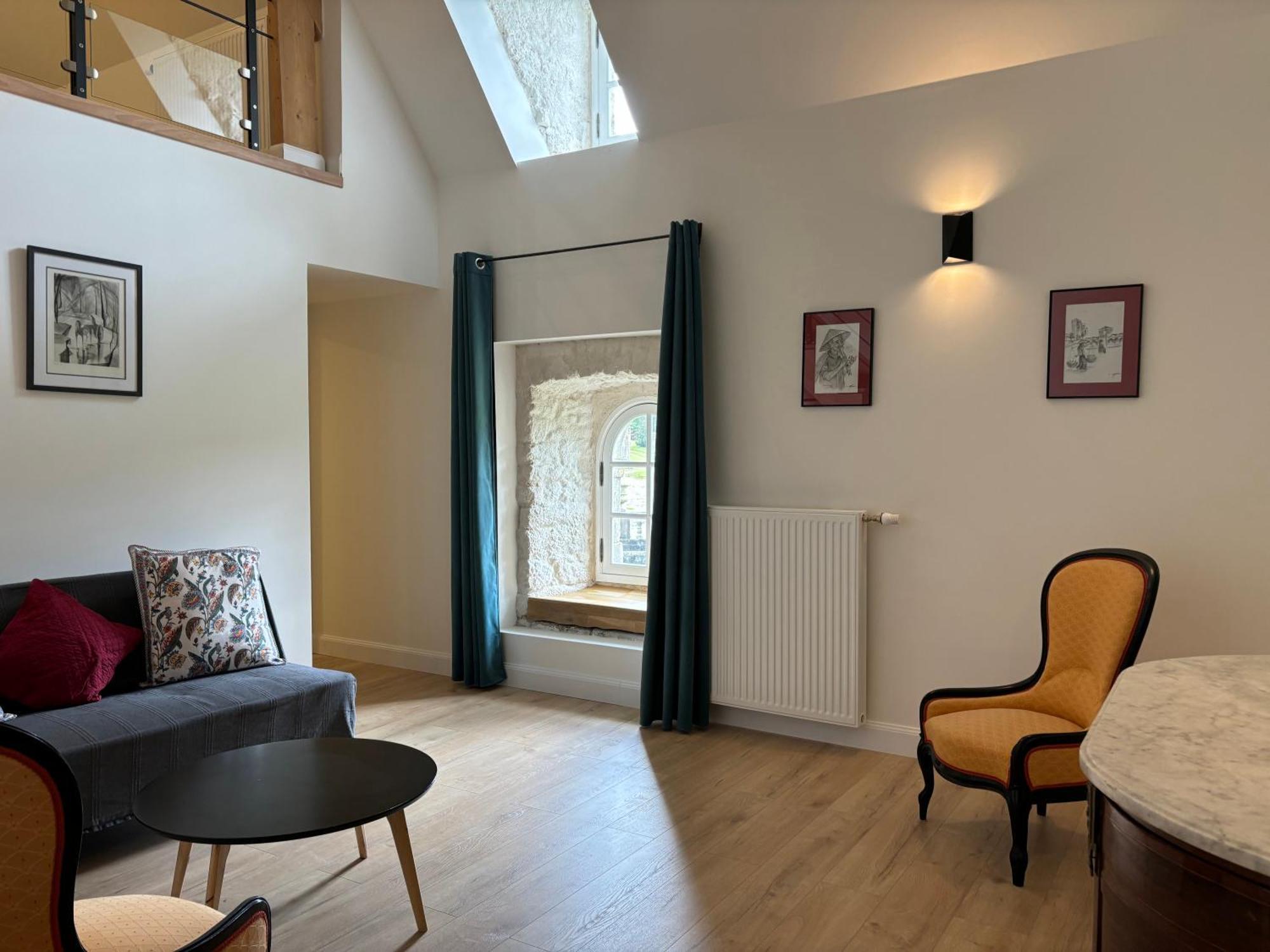 Les Communs De Chiffrevast Bed and Breakfast Tamerville Exteriör bild